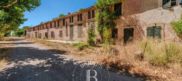 20 rooms Commercial property in Salon-de-Provence, France No. 285587 7