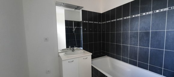 4 Schlafzimmer Haus in Montbazon, France, Nr. 90686 5