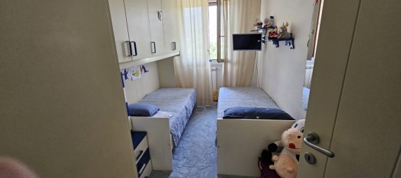 4 rooms Apartment in Carrara, Italy No. 31112 9