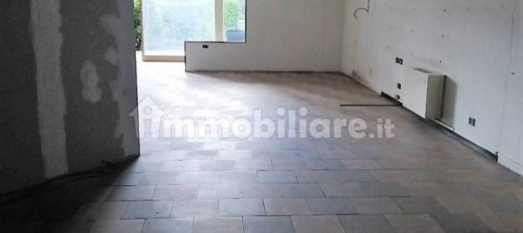 1 room Commercial property in Poggibonsi, Italy No. 209130 3