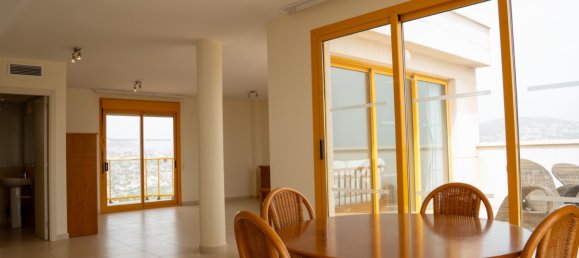 3 bedrooms Penthouse in Calpe, Spain No. 13132 9