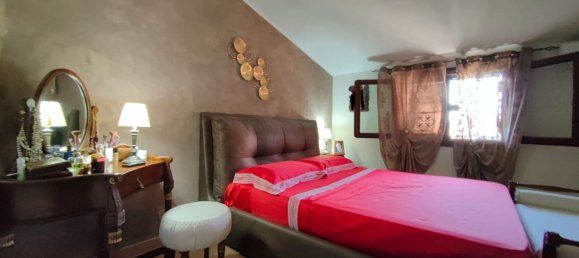 5 rooms House in Rome, Italy No. 14654 4