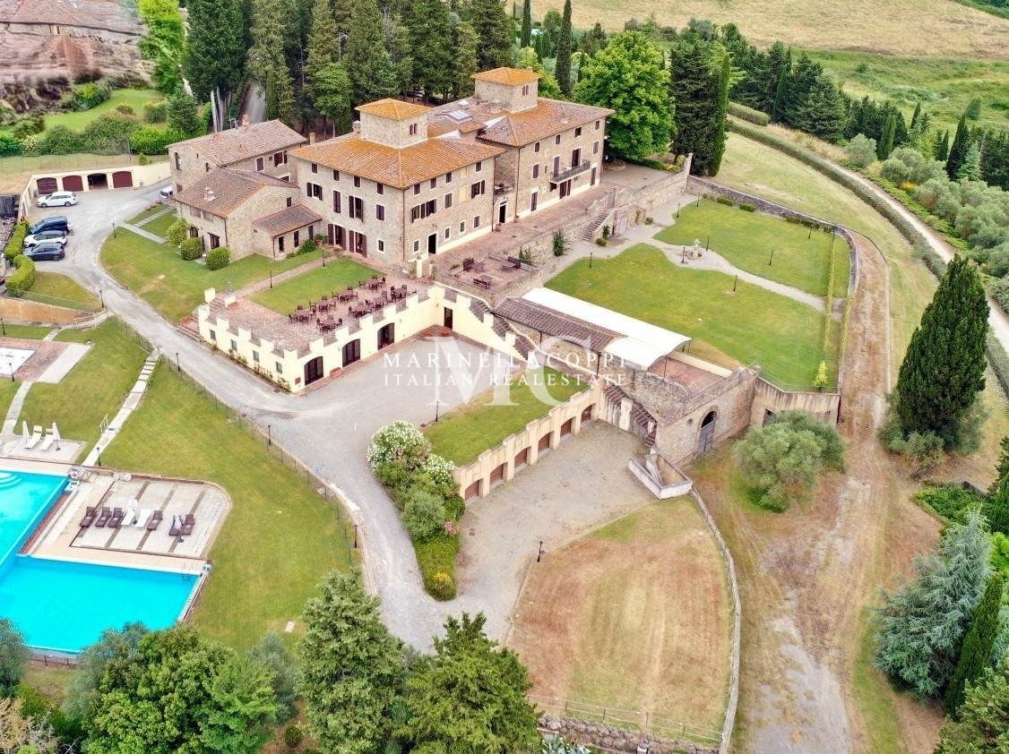 35 bedrooms Villa in San Casciano in Val di Pesa, Italy No. 57609