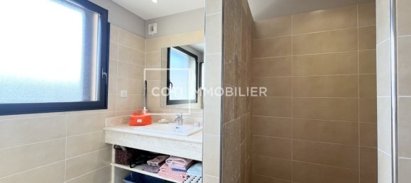 Apartamento de 2 dormitorios en Propriano, France No. 222407 10