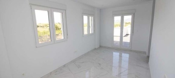 4 bedrooms Villa in Pinoso, Spain No. 11722 7