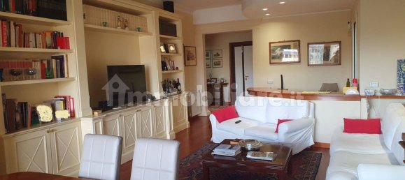 3 bedrooms Apartment in Rome, Italy No. 343374 7