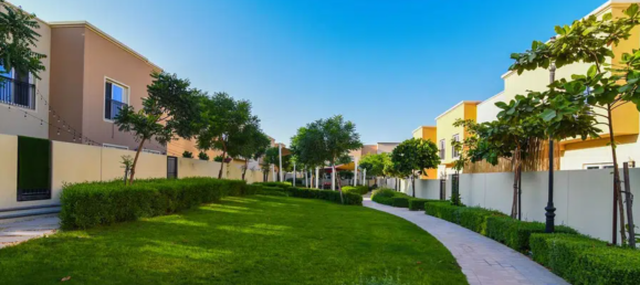 2 غرف نوم تاون هاوس في Dubai Land, UAE رقم 11744 2