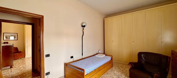 4 rooms Apartment in Impruneta, Italy No. 301163 16