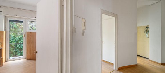 4 Schlafzimmer Wohnung in Genoa, Italy, Nr. 260805 32