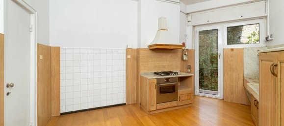 4 Schlafzimmer Wohnung in Genoa, Italy, Nr. 260805 33