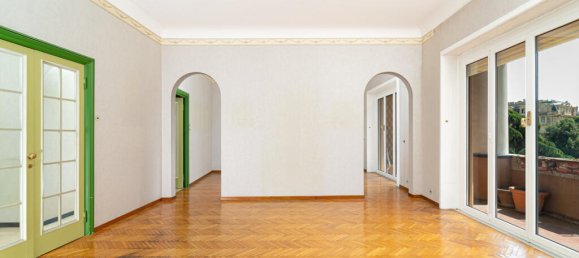 4 Schlafzimmer Wohnung in Genoa, Italy, Nr. 260805 2