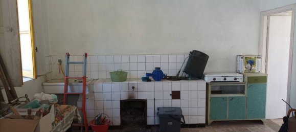 3 bedrooms House in Rivello, Italy No. 29786 3