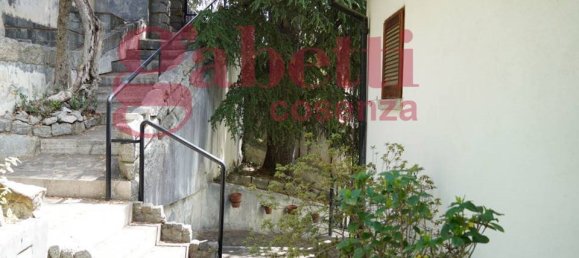 4 Schlafzimmer Villa in Cosenza, Italy, Nr. 157518 24