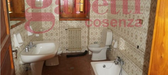 4 Schlafzimmer Villa in Cosenza, Italy, Nr. 157518 19