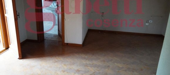 4 Schlafzimmer Villa in Cosenza, Italy, Nr. 157518 8