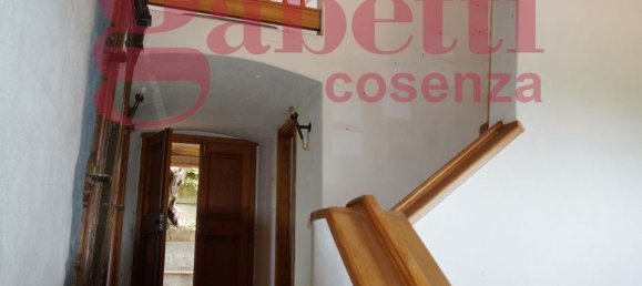 4 Schlafzimmer Villa in Cosenza, Italy, Nr. 157518 4