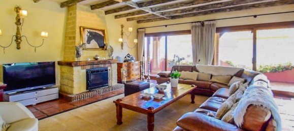 8 bedrooms House in Coin, Spain No. 76461 23