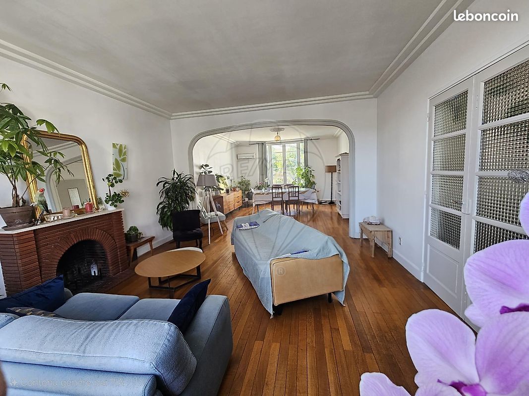 4 bedrooms House in La Rochelle, France No. 294660