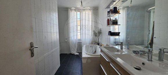 4 bedrooms House in La Rochelle, France No. 294660 7