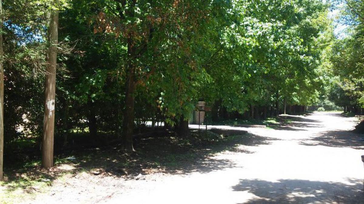 Casa de 3 dormitorios en Escobar, Argentina No. 78711