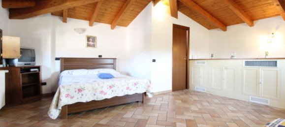 6 rooms Villa in Modena, Italy No. 175599 29