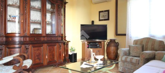 6 rooms Villa in Modena, Italy No. 175599 13