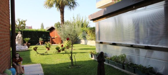 6 rooms Villa in Modena, Italy No. 175599 5
