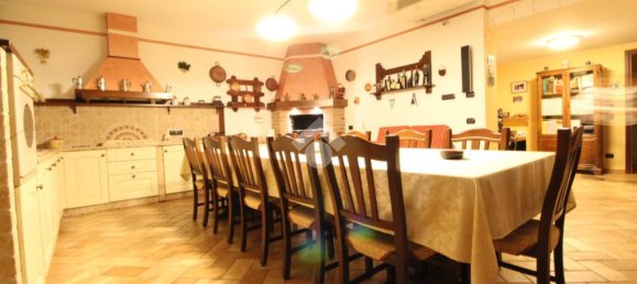 6 rooms Villa in Modena, Italy No. 175599 8