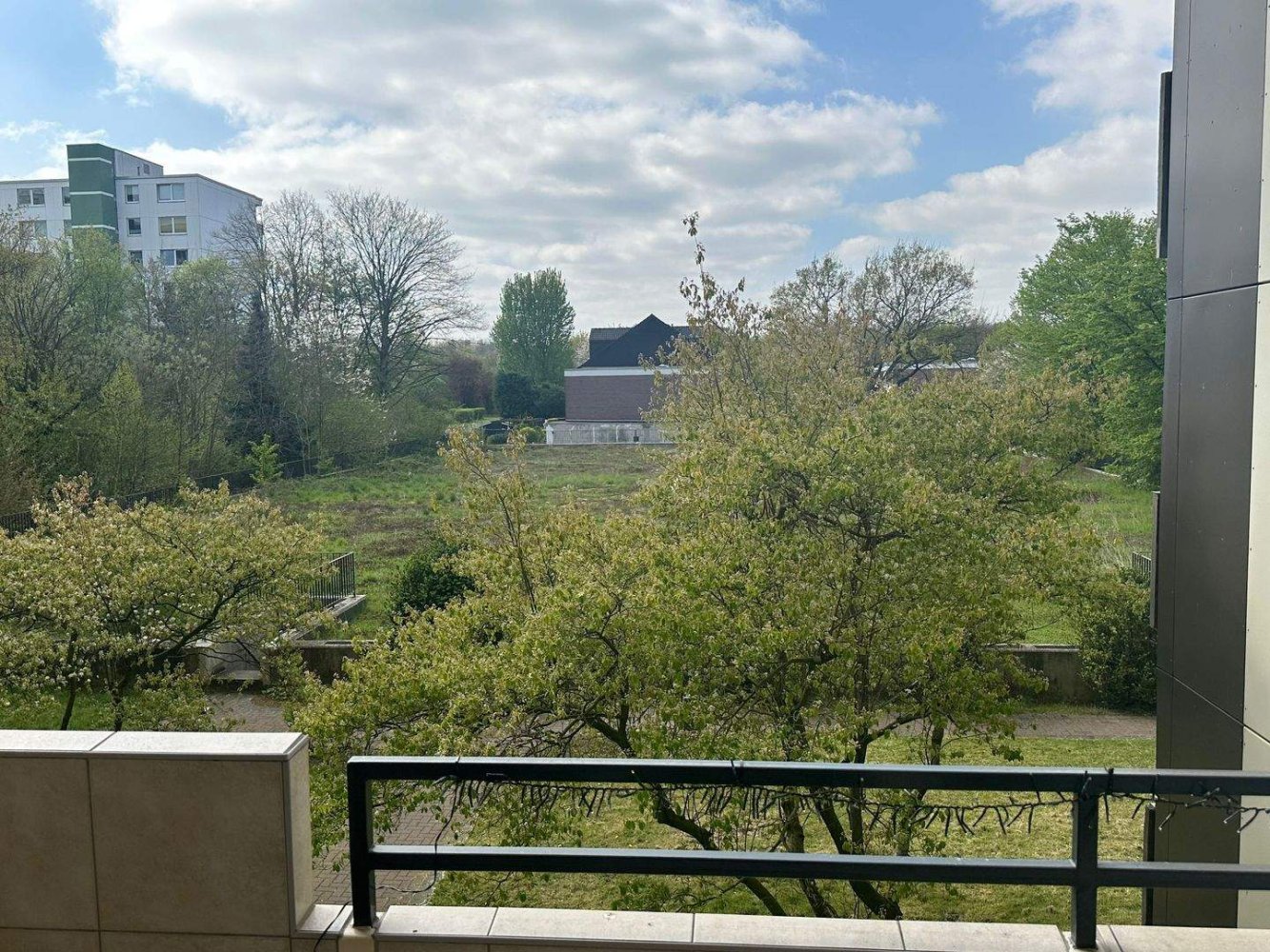 Квартира с 3 комнатами в Меттман, Германия № 368988