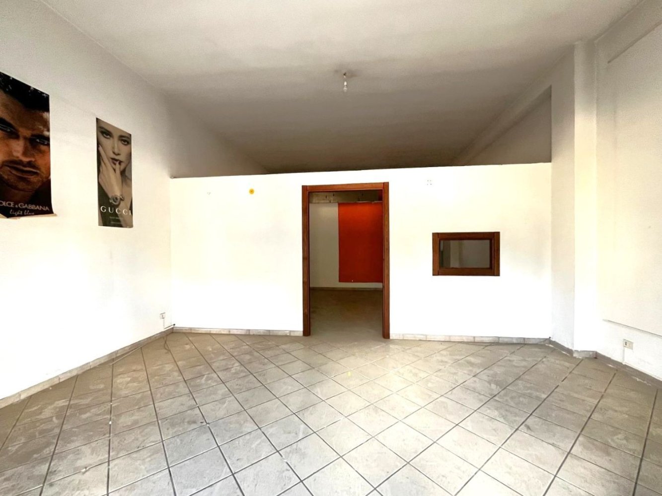  عقار تجاري في Conversano, Italy 110متر مربع رقم 68553