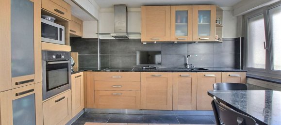 Moradia em banda T4 em Colombes, France N.º 162194 2