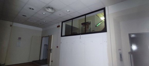 774m² Commercial property in Tradate, Italy No. 259813 12