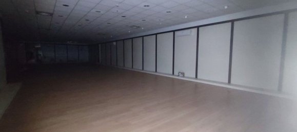 774m² Commercial property in Tradate, Italy No. 259813 15