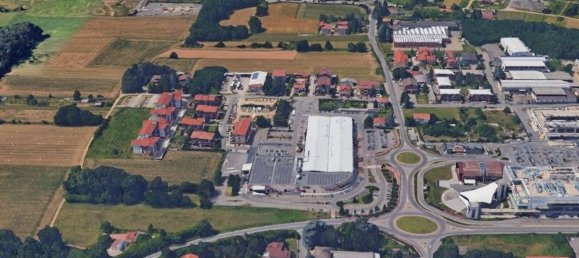 774m² Commercial property in Tradate, Italy No. 259813 49