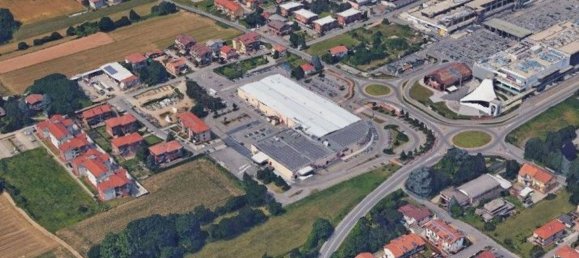 774m² Commercial property in Tradate, Italy No. 259813 47