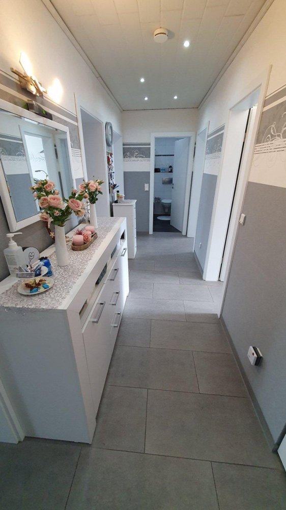 Apartamento de 3 dormitorios en Aschaffenburg, Germany No. 237460