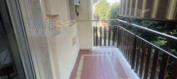 5 rooms Apartment in Naples, Italy No. 10257 10