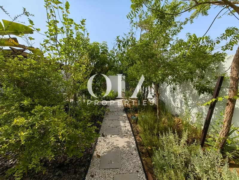 3 bedrooms Townhouse in Yas Island, UAE No. 17437