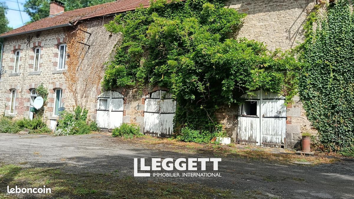 4 bedrooms Castles in Creuse, France No. 293815