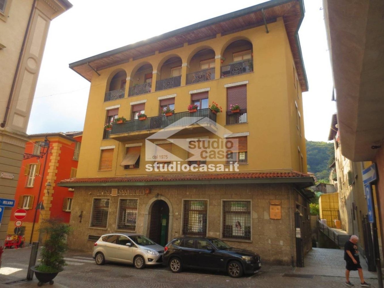 Apartamento T2 em Asso, Italy N.º 386481