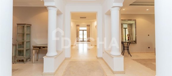 6 bedrooms Villa in Palm Jumeirah, UAE No. 27907 4