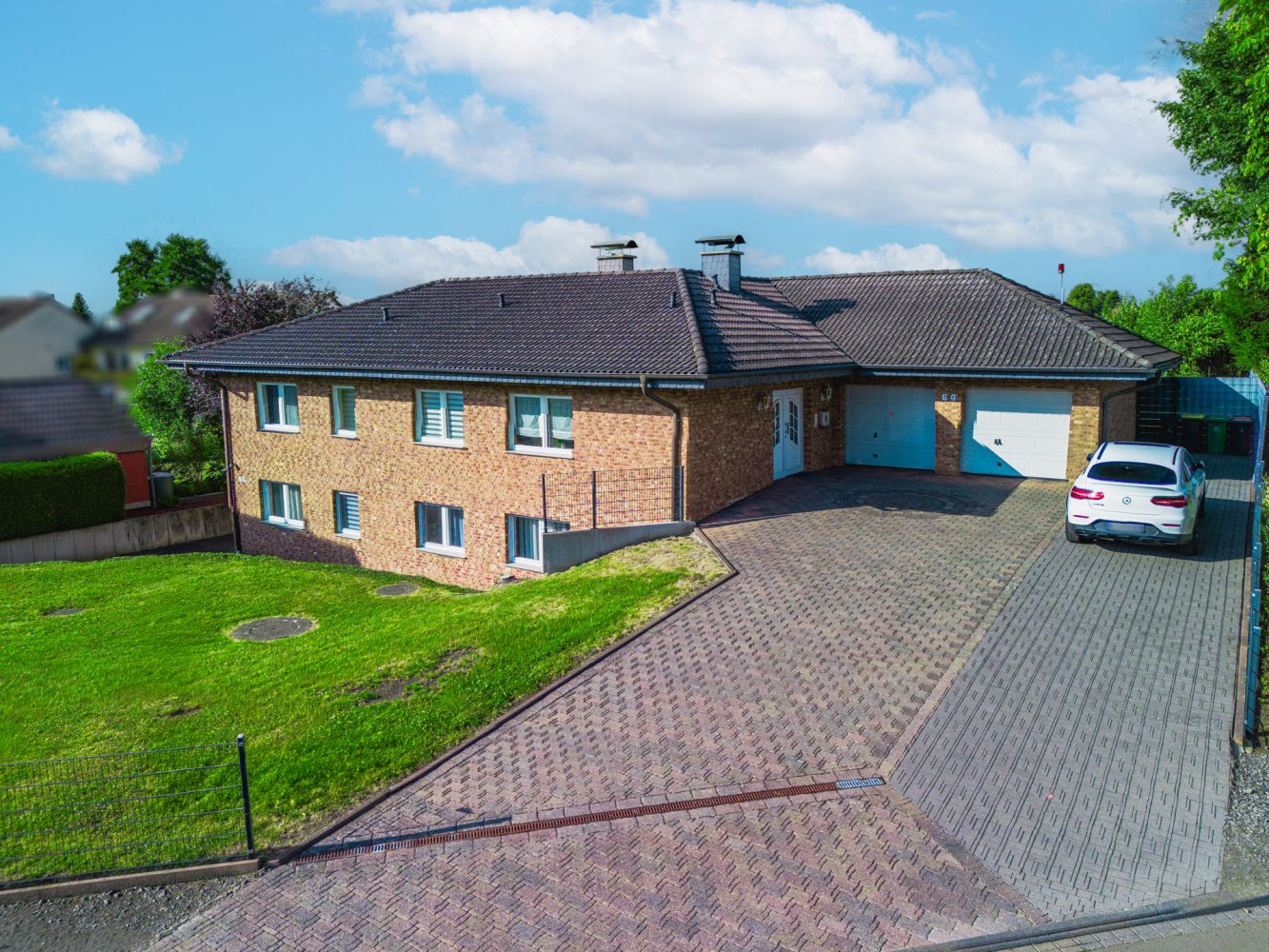 4 bedrooms Bungalow in Rhein-Sieg, Germany No. 197259