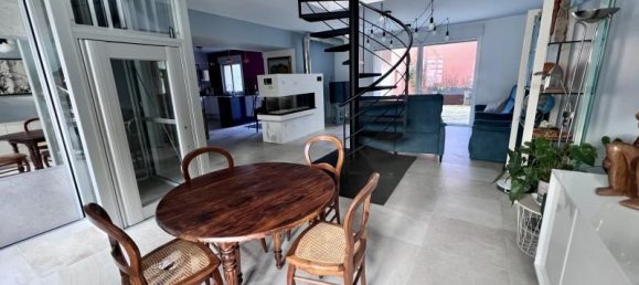 6 rooms House in Jargeau, France No. 330020 5