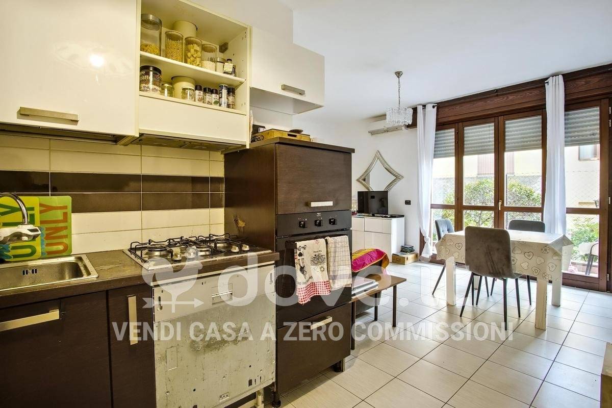 Apartamento de 2 dormitorios en Luino, Italy No. 326560