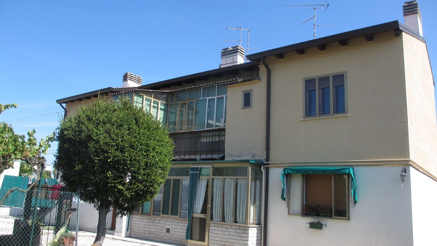 6 bedrooms Apartment in Gorizia, Italy No. 310979