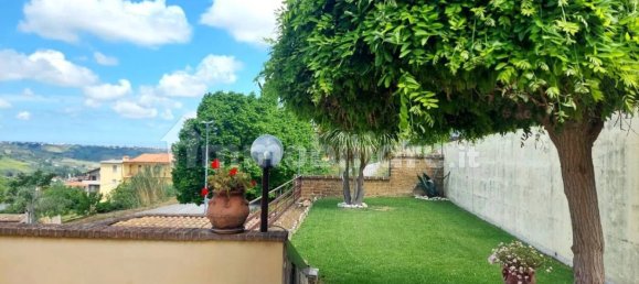 12 Schlafzimmer Villa in Lanciano, Italy, Nr. 119243 4