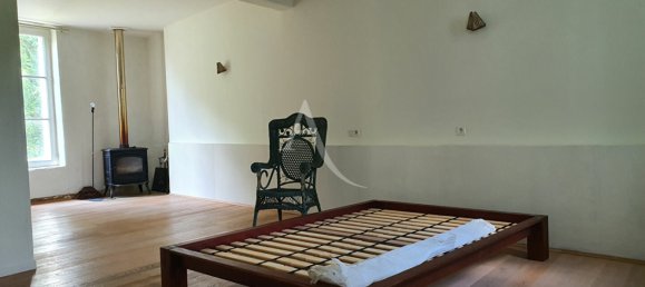 3 chambres Maison à Orbigny, France No. 61944 10