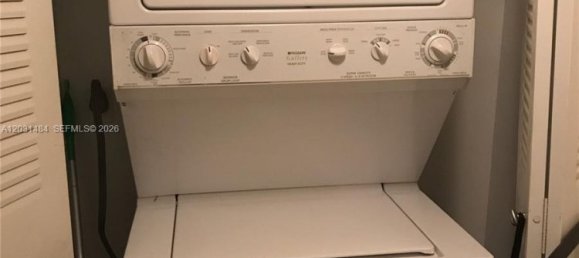 1 Schlafzimmer Gewerbliche Immobilien in Miami, USA, Nr. 614979 5