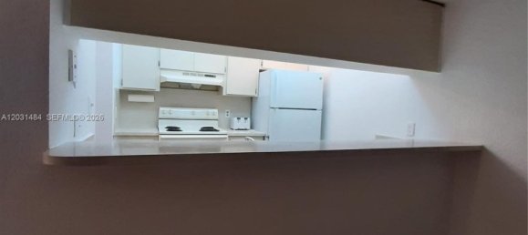 1 Schlafzimmer Gewerbliche Immobilien in Miami, USA, Nr. 614979 18