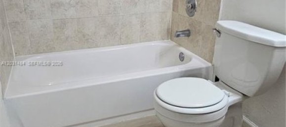 1 Schlafzimmer Gewerbliche Immobilien in Miami, USA, Nr. 614979 10